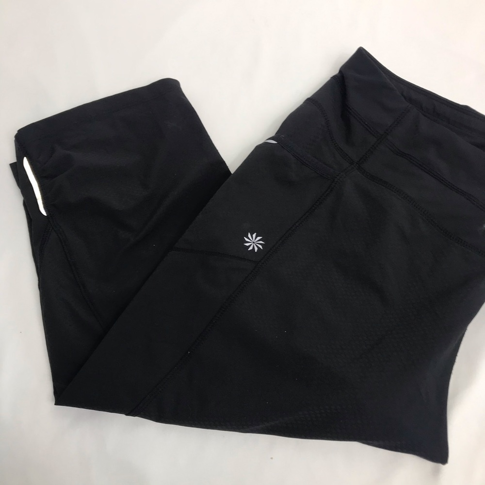 Athleta Black Copped Leggings Sz Medium